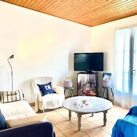 Holiday home Maison Calme Avec Garage Et Jardin Clos Avec Menage Inclus Le Fenouiller